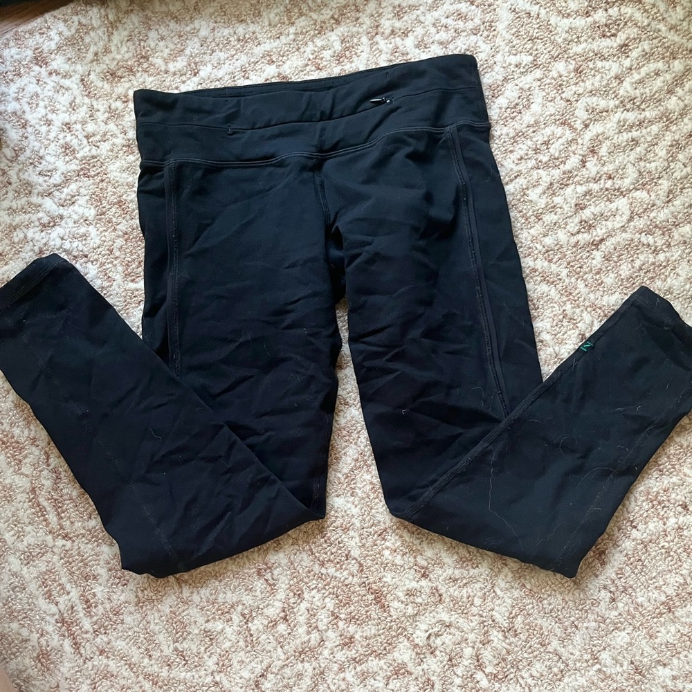 Nancy rose performance leggings size m, lightly worn
